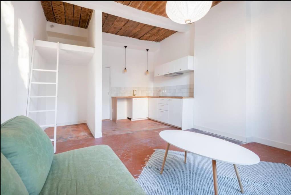 Apartment Super T2 Cosy Cours Julien 32dam Marseille