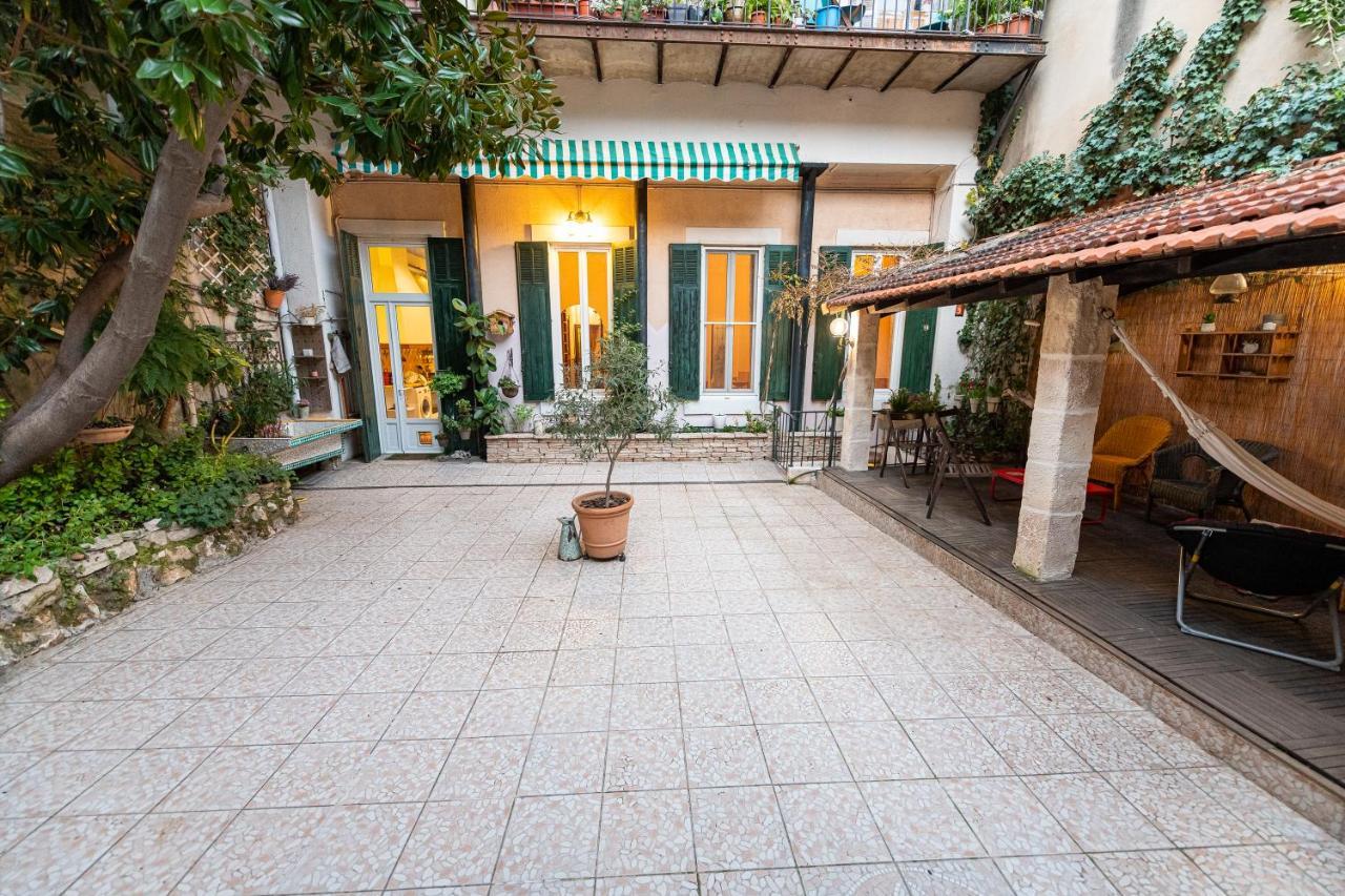 Anna-maria : Grand 10 Personnes+parking Prive -actif+ Location- * Marseille