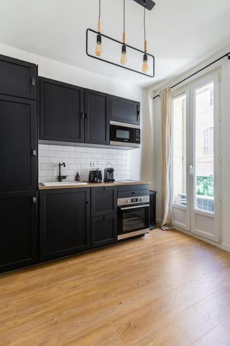 Appartement Imhost - Luxueux Climatise -marseille -le Panier *