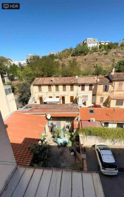 Superbe T3 Climatise Avec Balcon Parking Public Gratuit Apartment