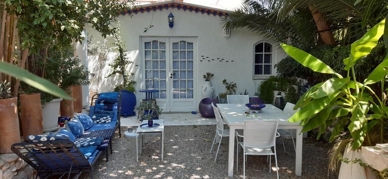 Maison Et Terrasse Dans Le Jardin Du Chateau De Gaillard Holiday home *