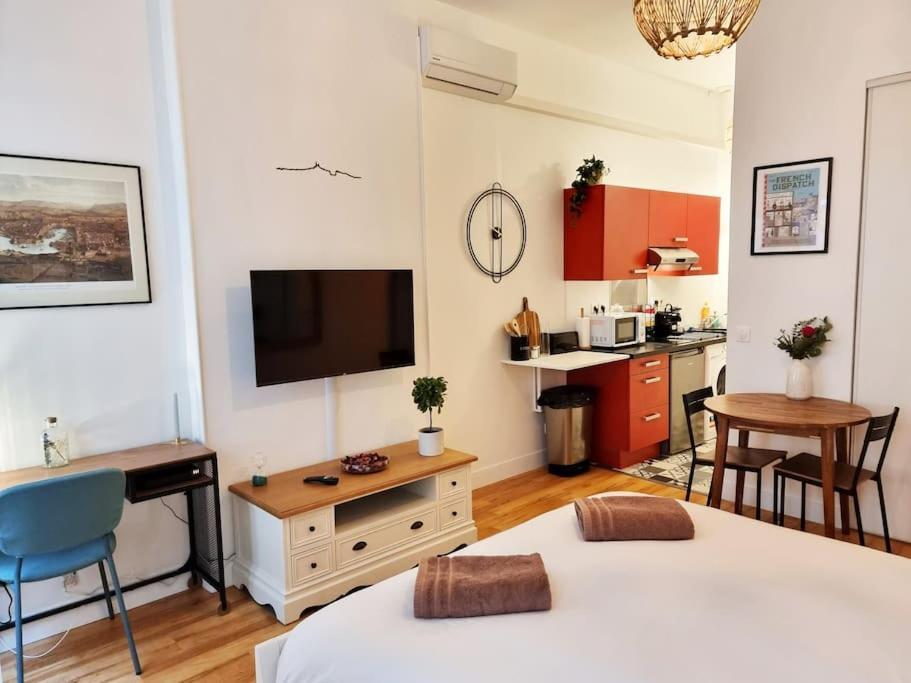 The Republik - Haussmannien Pres Du Panier Appartement