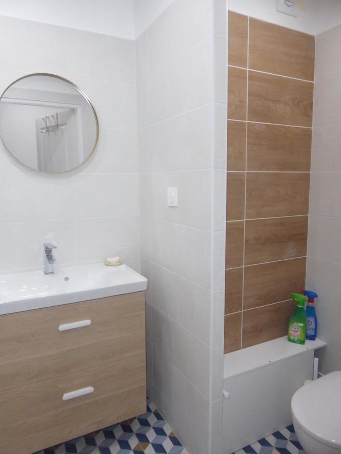 Canebiere Charmant T2 Renove *