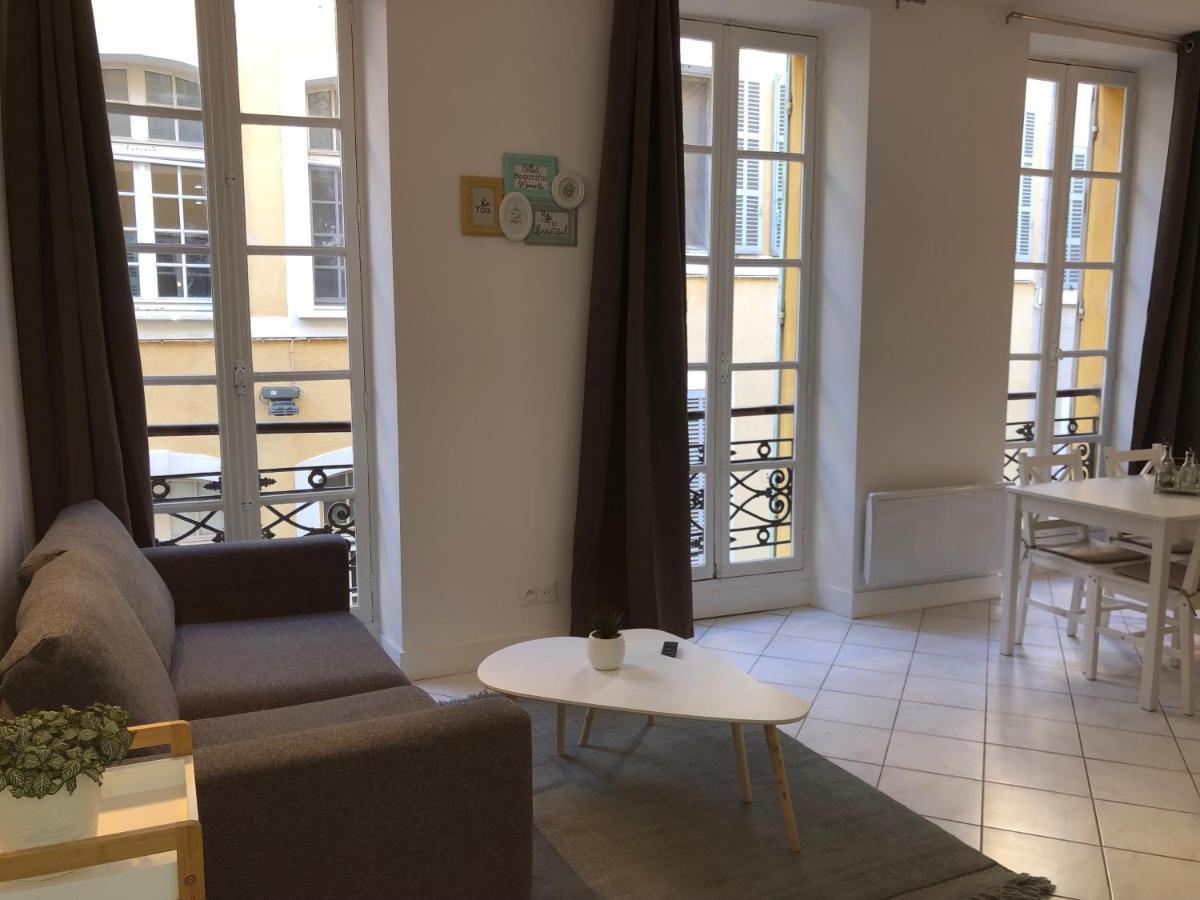Canebiere Charmant T2 Renove Marseille