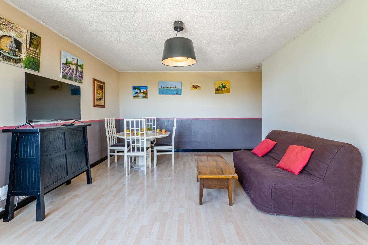 Căn hộ Park & Suites- Parking-wifi-netflix-vue *