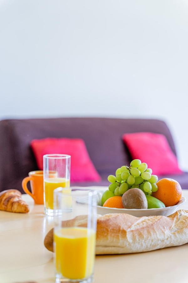 Park & Suites- Parking-wifi-netflix-vue *