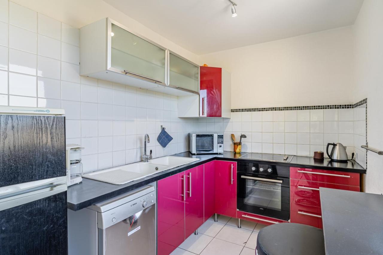 Park & Suites- Parking-wifi-netflix-vue Căn hộ Marseille