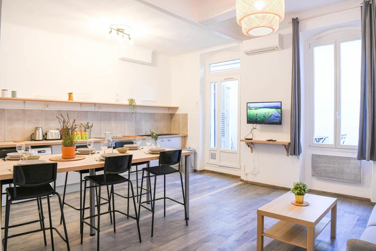 Vieux-port Grand 2 Ch Avec Terrasse Căn hộ
