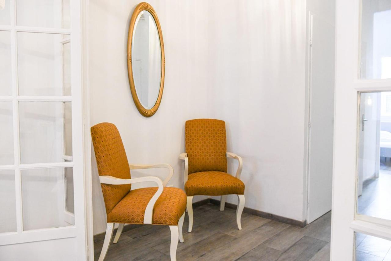 Vieux-port Grand 2 Ch Avec Terrasse Căn hộ