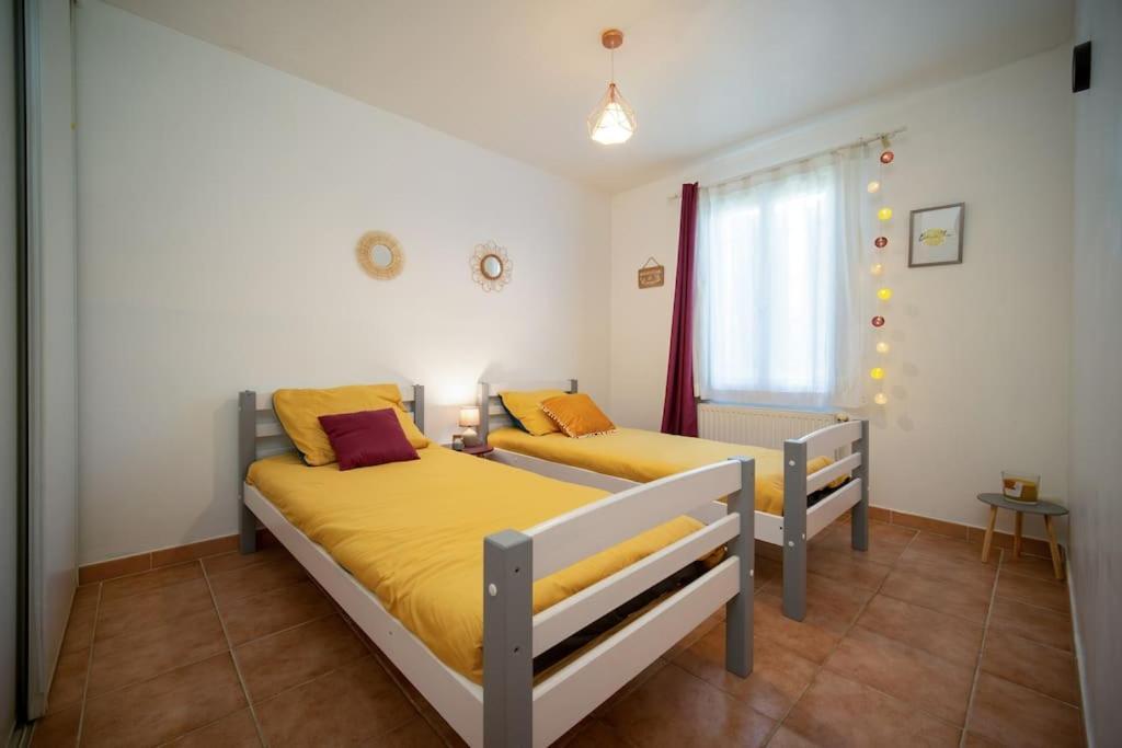 Equipe Terrasse Et Parking Prive * Marseille