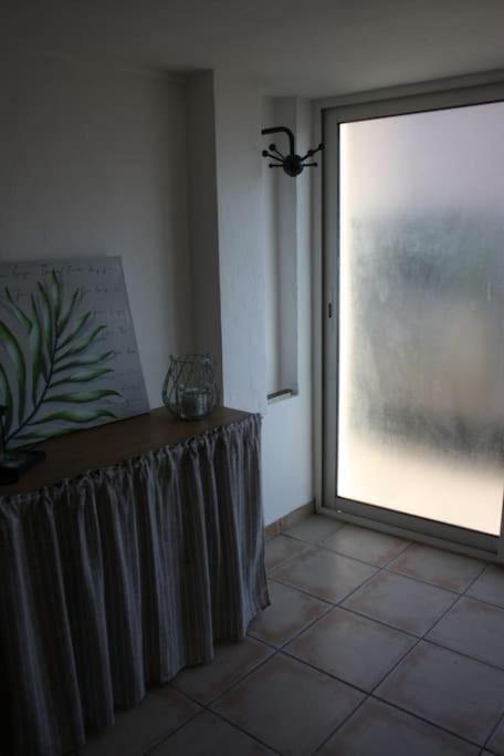 Apartment Climatise + Terrasse Marseilles