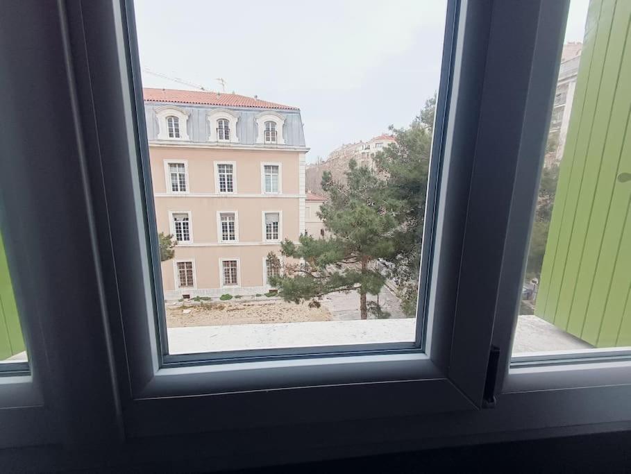 Apartment Centre Et Plage F3 Avec Ascenseur Marseille