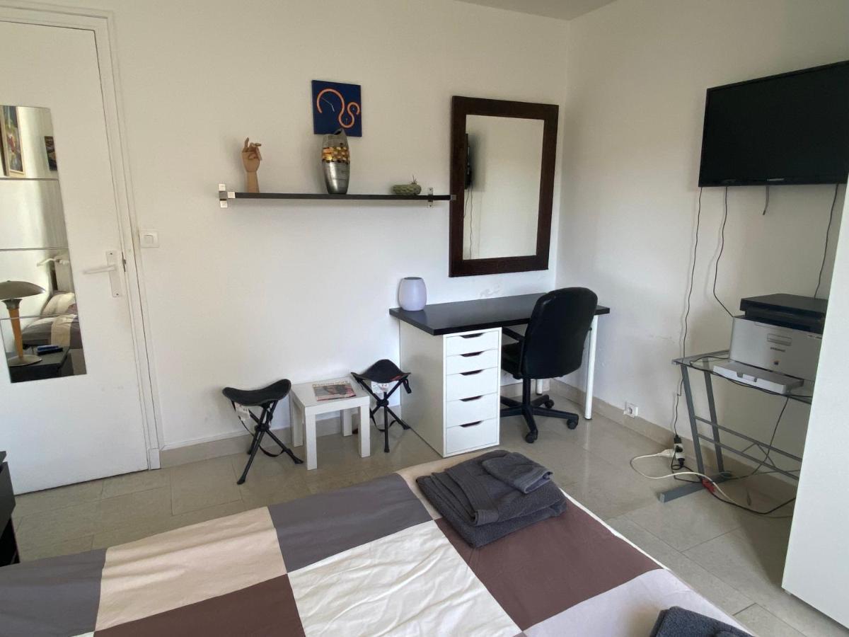 Apartment A 20 Metres De La Avec Balcon Marseille