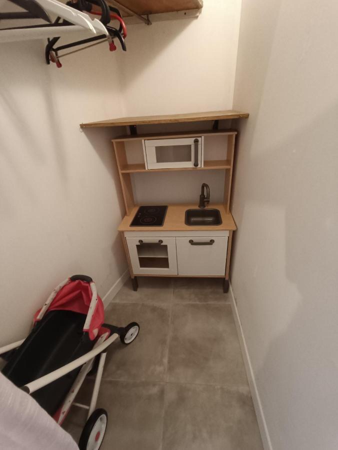 Apartment Climatise Terrasse Parking 8 Couchages