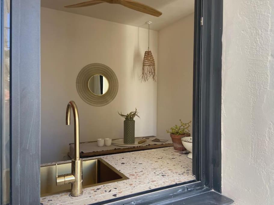 Apartment Vallon Des Auffes : Le Cabanon De Maurice *