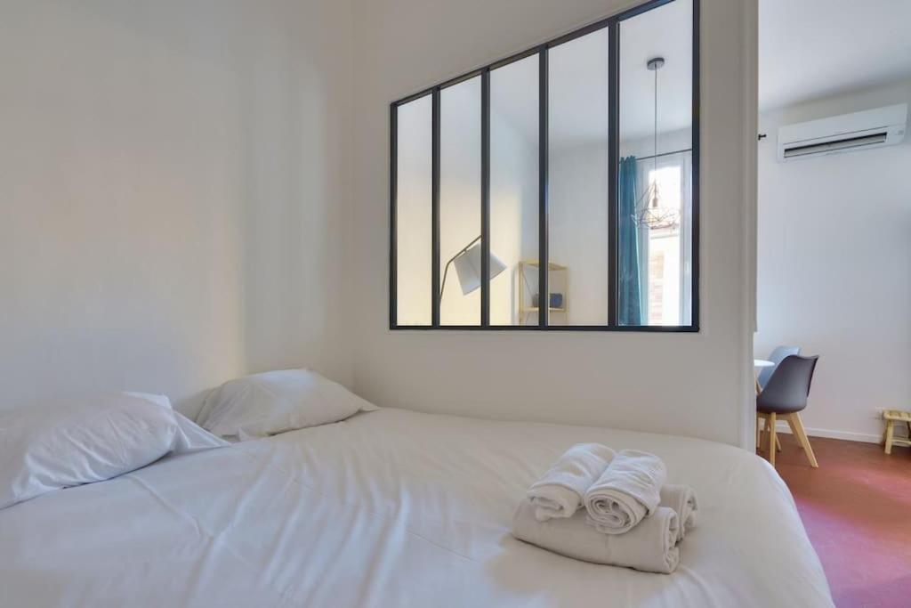 Apartment Cosy With Terrace Near The Center