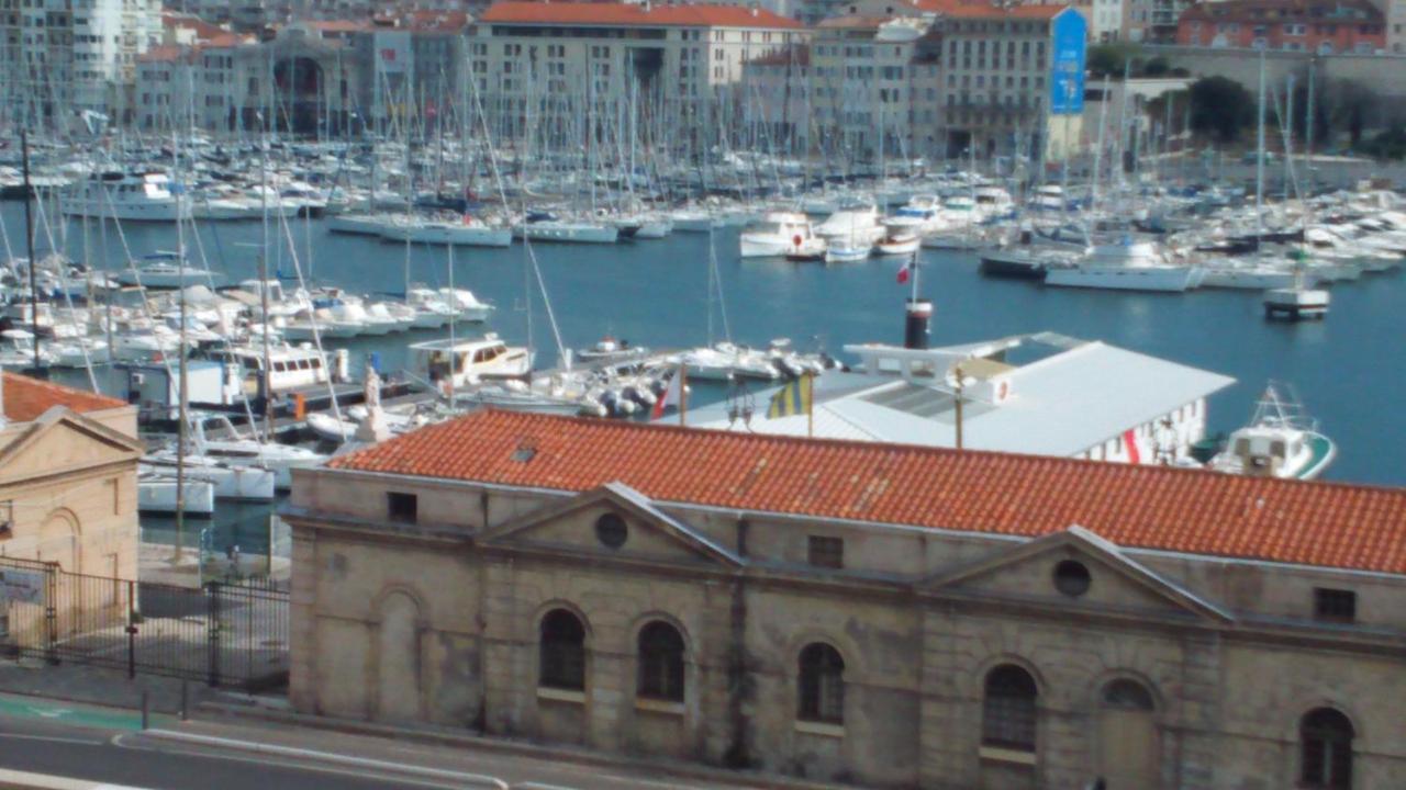 Petit Bonheur Au Coeur Du Vieux Port Apartment *