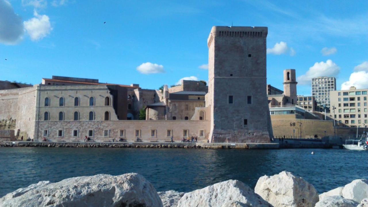 Apartment Petit Bonheur Au Coeur Du Vieux Port Marseille