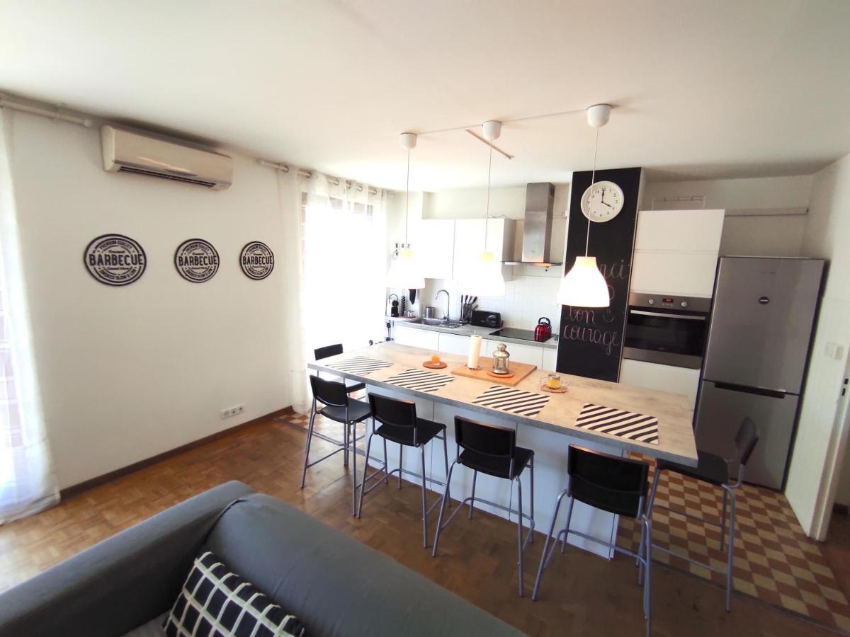 Apartment Standing, 3 Chambres, Clim Et Garage Priv Proche Panier Et Terrasses Port *