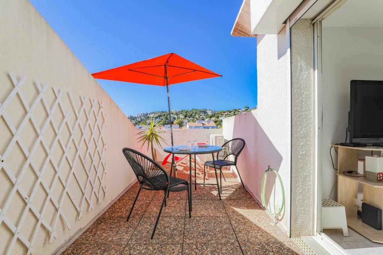 Studio Avec Terrasse Vue Mer Et Climatisation *
