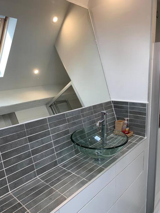 Le Paradis - Superbe Duplex - Plein Centre * Marseilles