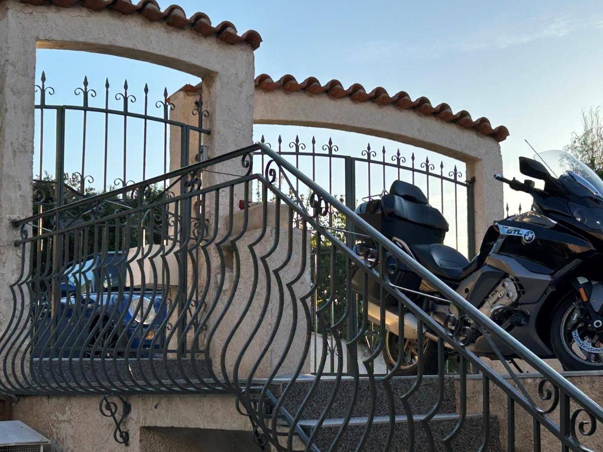Maison Entierement Climatisee Vue D'exception Et Rade De Avec Piscine 8 Personnes Pousada Marselha