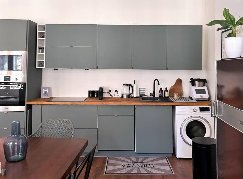 Coste Investissement - L'eveche Apartment Marseille