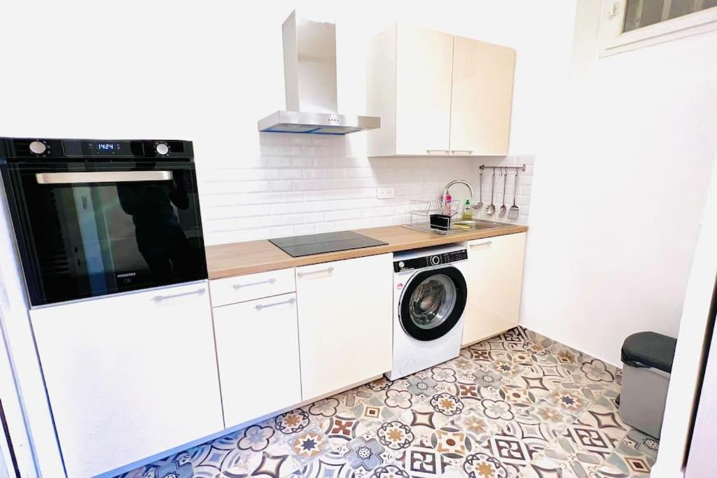 Joli T2 A Noailles Entre Le Vieux-port Et La Plaine
