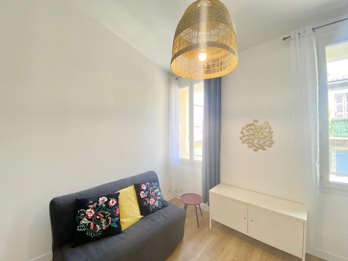 Apartment Le Coup De Foudre 1827 *