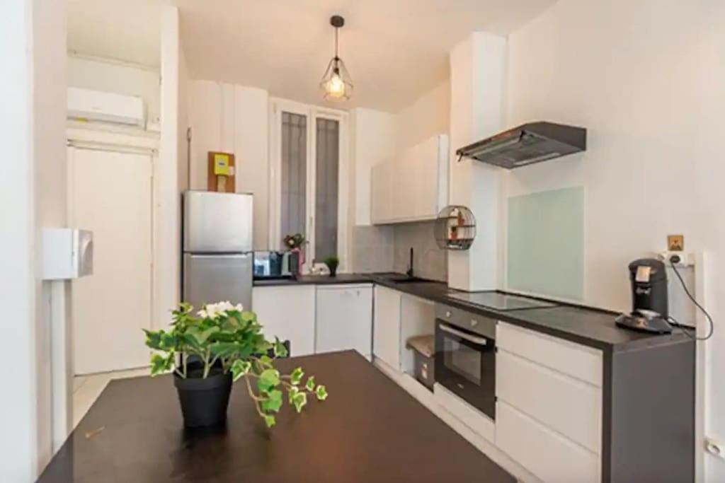 Apartamento T2 Lumineux A La Joliette *