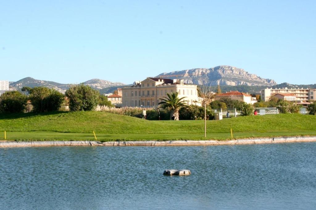 Apartamento Cosy Avec Terrasse Parking Proche Plages Et Calanques *
