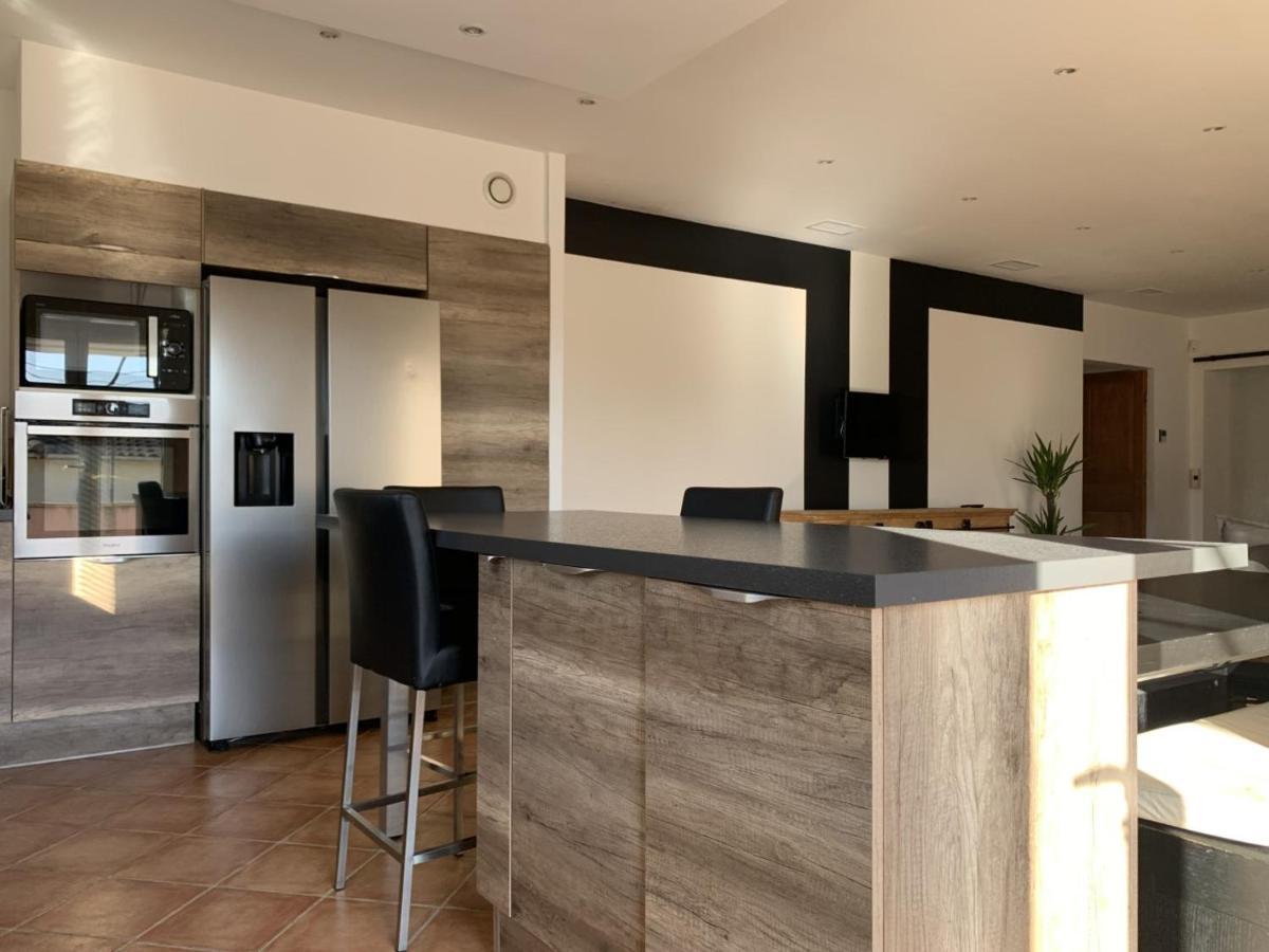 De 137 M2 Au Calme Villa *