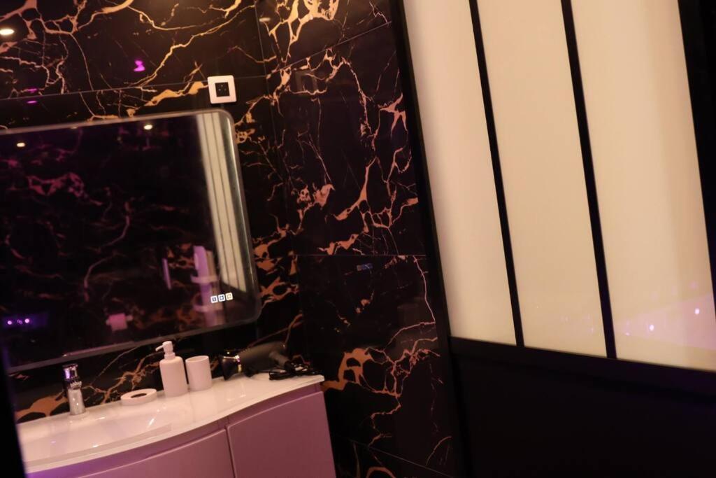 Pavillon En Loft 87 M 10e, Jacuzzi Appartement *