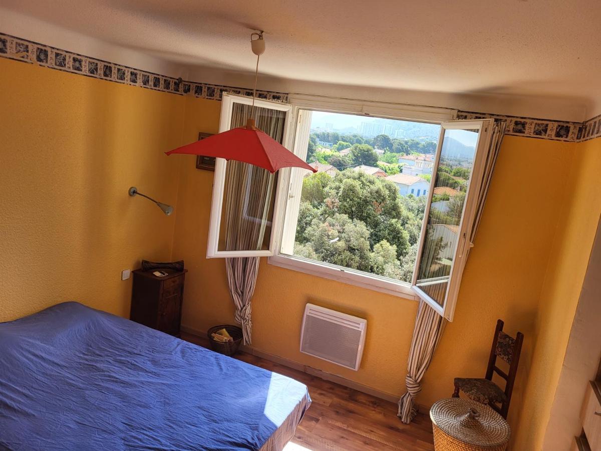 La Pointe Rouge Vue Apartment *