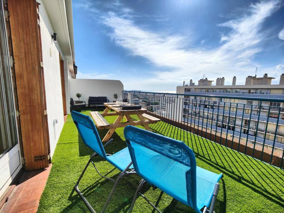 Grande Terrasse, Vue Mer