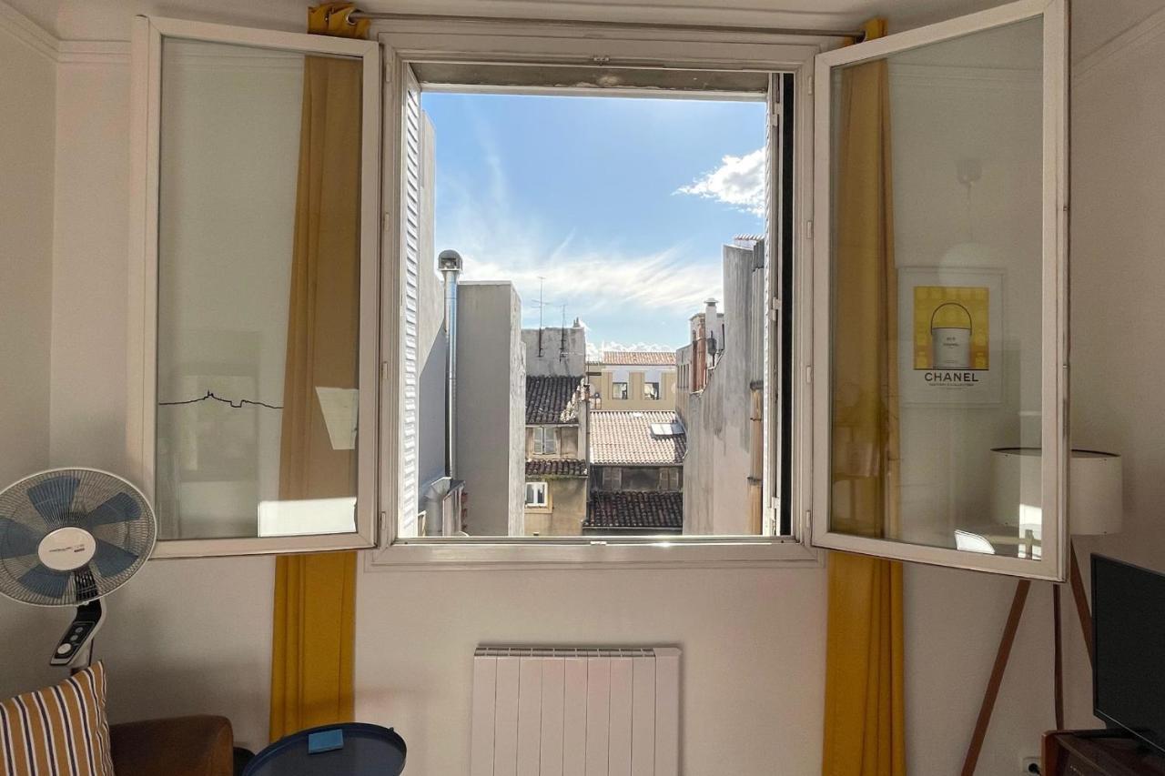 Beautiful And Bright Two Steps From The Vieux-port - Air Appartement Marseilles