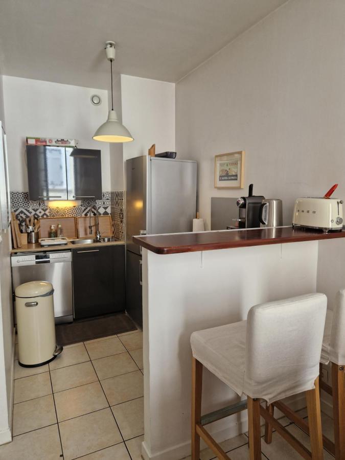 Apartment 2 Pieces Dans Le Centre Avec Petite Terrasse 3*** Marseille