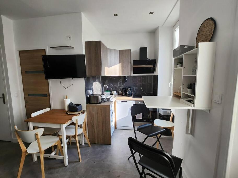 Le Panier De Papet,central, Proche Plage Catalan,tres Calme,vue Apartment Marseille