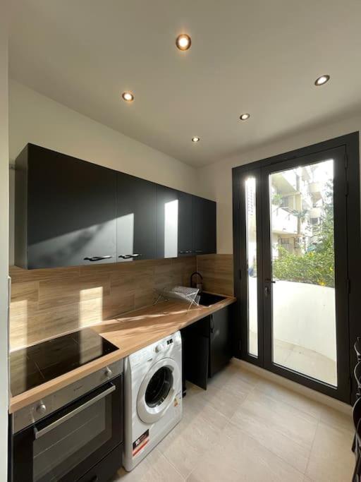 Apartment Charmant Appart / 4 Pers /2 Ch /centre/vieux-port *