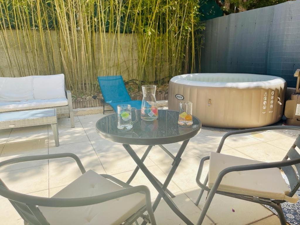 Jaccuzi Entre Mer Et Calanques En Familiale Apartment