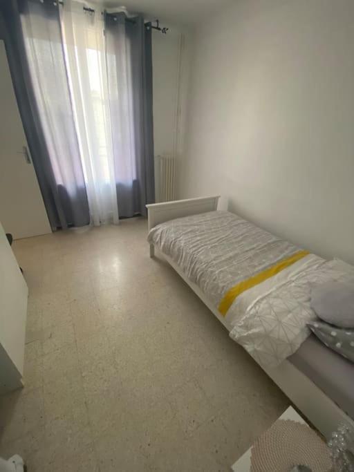 Apartment T4 A Deux Pas De La Gare St Charles Marseille