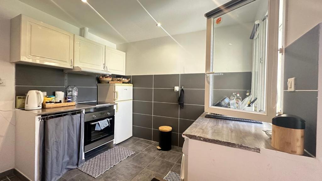 Appartement Studio Independant Avec Terrasse