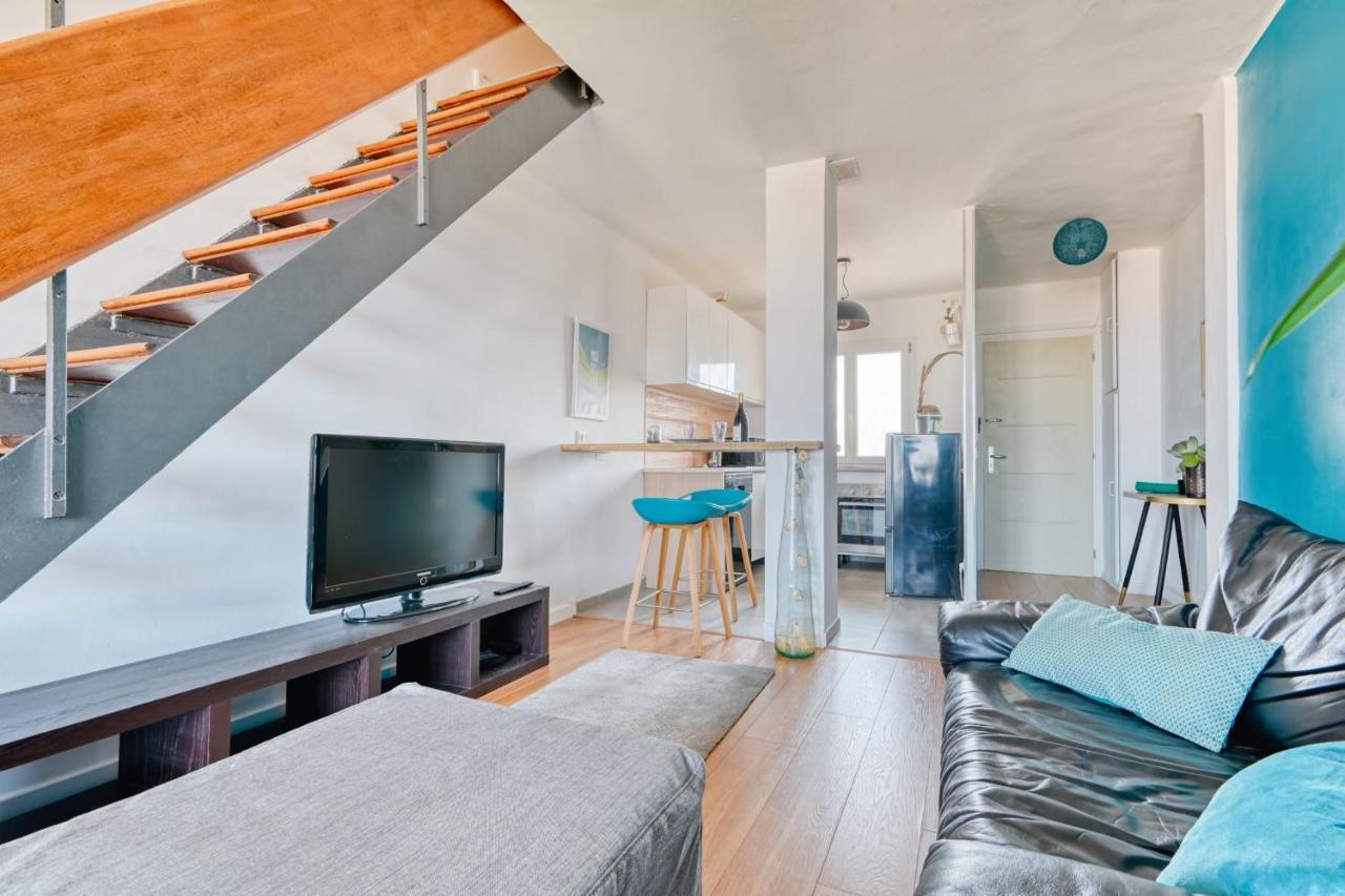 Superb Panoramic View Of Apartment *
