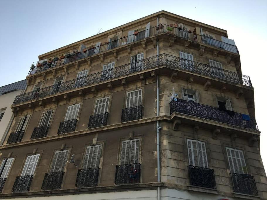 Flc-2 Rooms, 6p, Lift, Balconies, Quiet, Station 5 Mins Apartment *