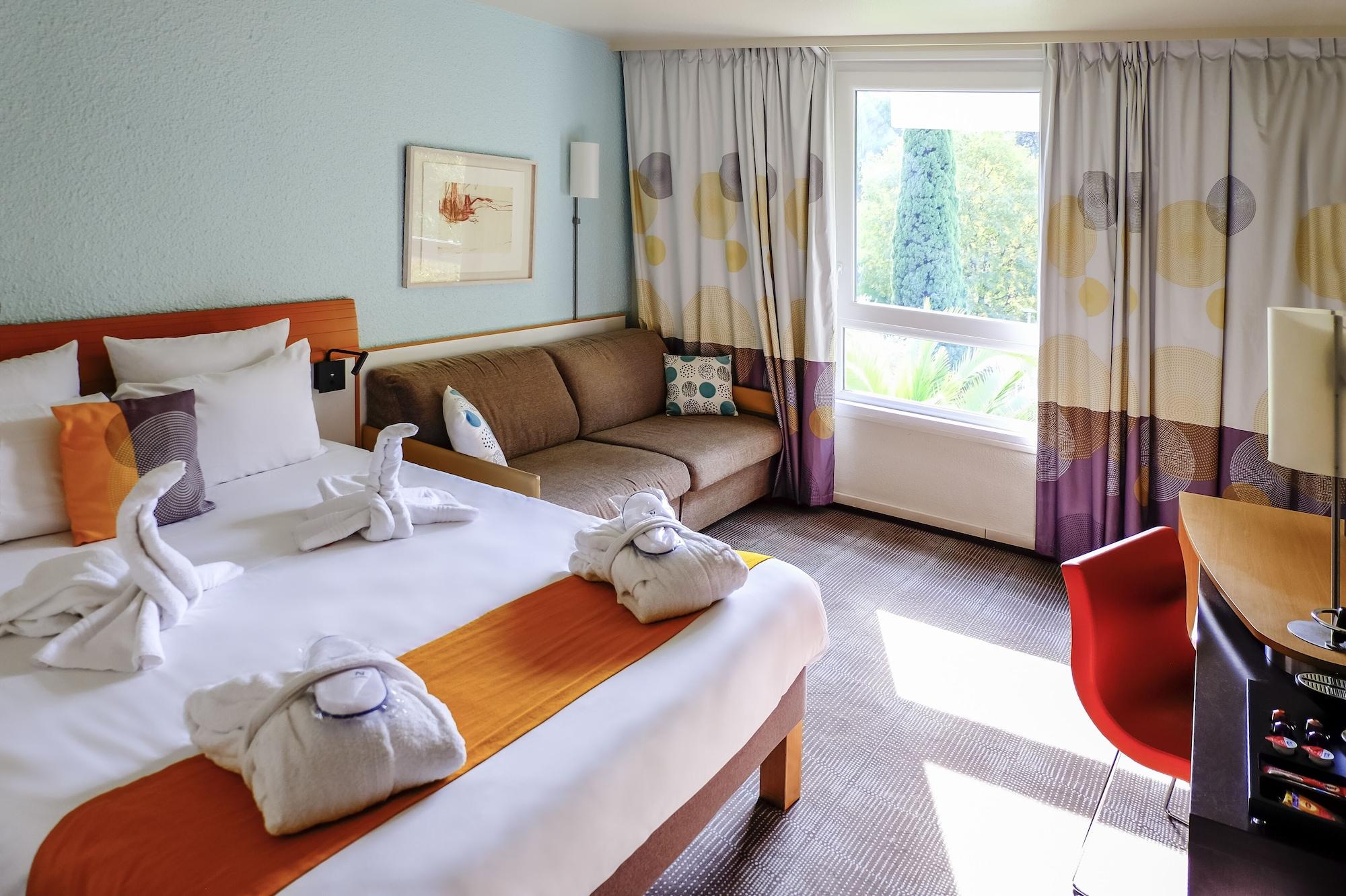Hotel Novotel Est Porte D'aubagne 4*