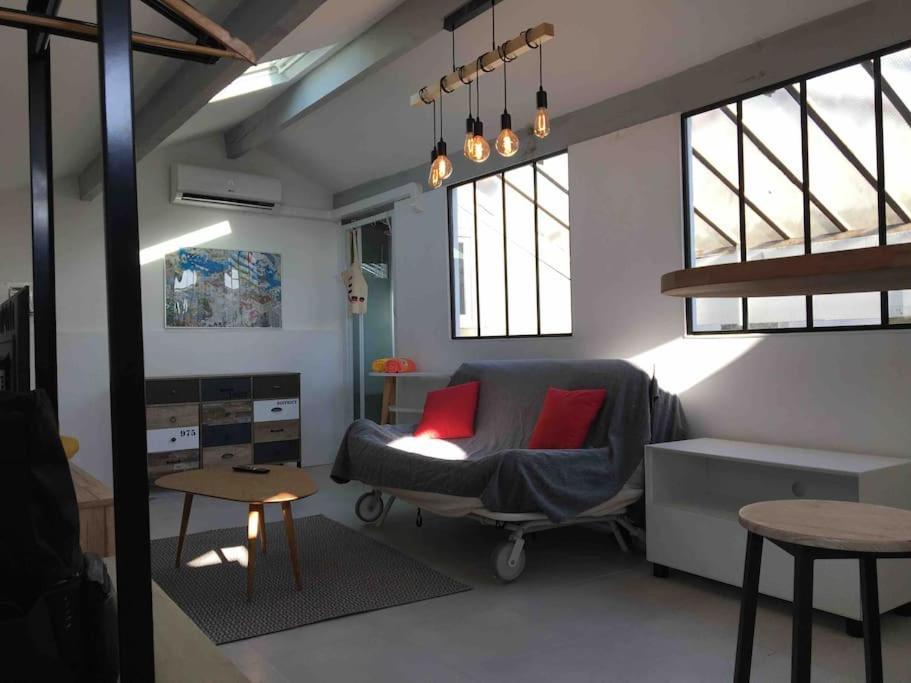 Appartement Flc- Atypical New Air-conditioned Studio, H24 Checks