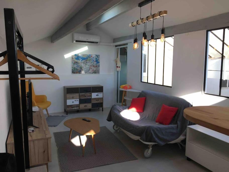 Flc- Atypical New Air-conditioned Studio, H24 Checks * Marseilles
