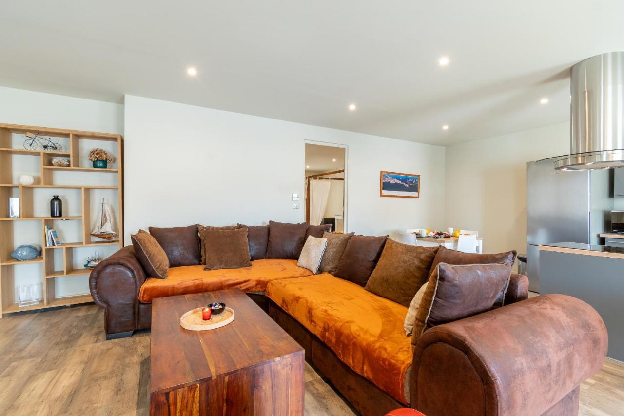 Apartment Standing Vieux Port 110 M2,