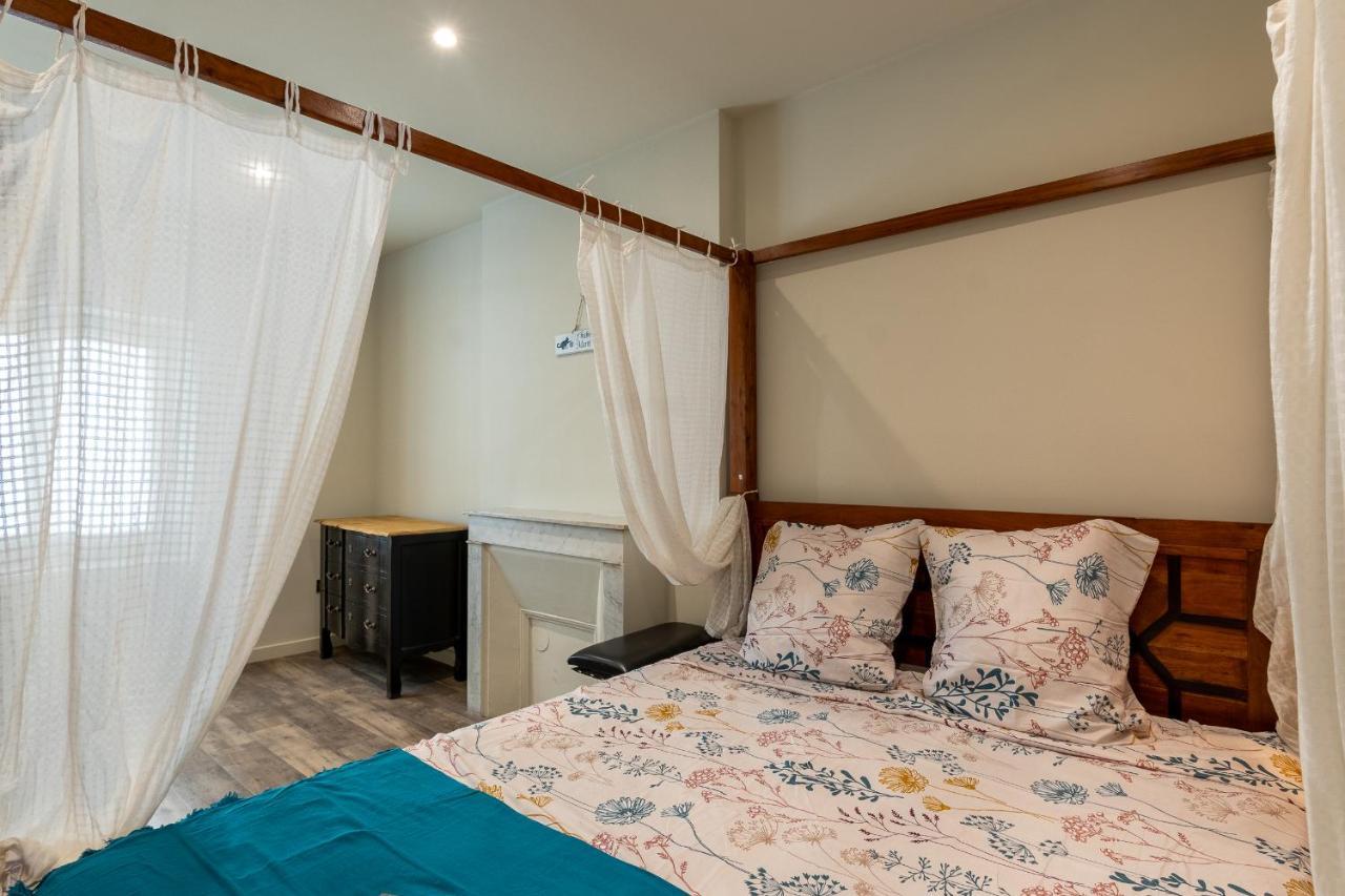 Standing Vieux Port 110 M2, Apartment *