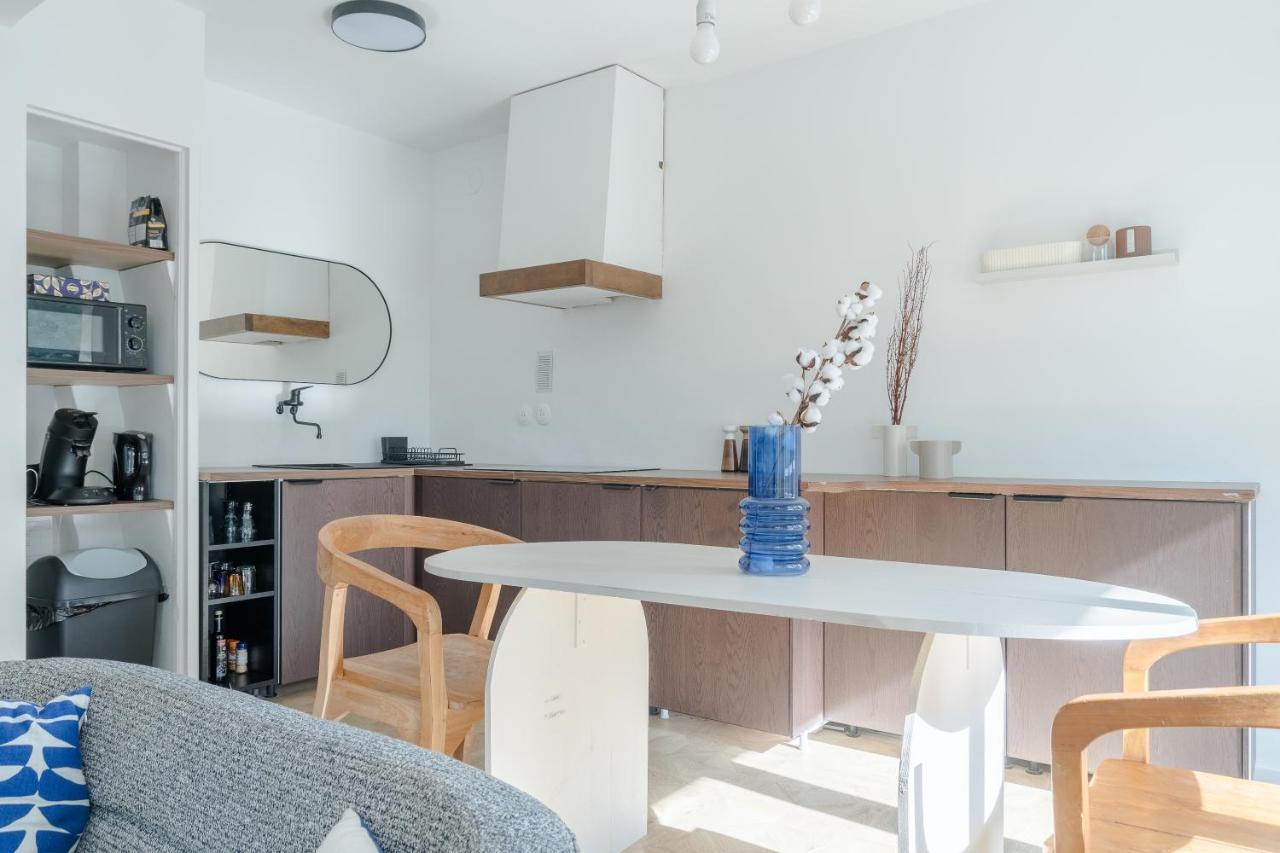 Apartment T2 En Centre - Castelane
